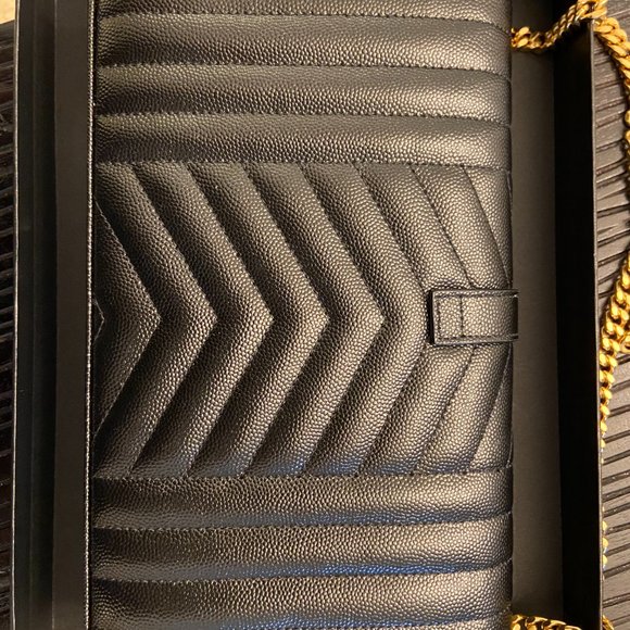 CLASSIC CASSANDRE CHAIN WALLET IN GRAIN DE POUDRE LEATHER - Picture 4 of 13